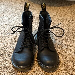 Kids Doc Martens Black Boots Size 3 Unisex